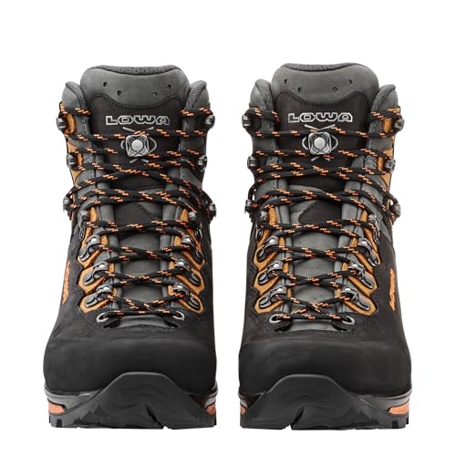 Image of LOWA Camino Evo GTX Medium Boots
