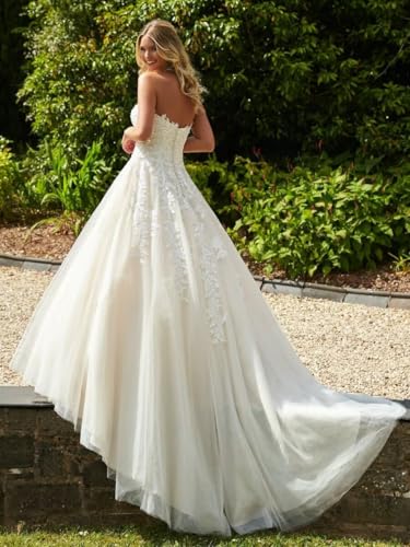 Lace Tulle Wedding Dresses for Bride 2025 Boho A-Line Bridal Dresses for Women Off Shoulder V Neck Wedding Gowns2