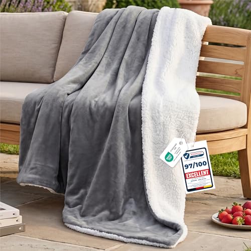 Bedsure Plaid Polaire Sherpa Couverture - Douce et Chaude Double Face avec Fourrure d'agneau et Tissu Polaire pour Canapé et Lit, 2 Personnes, Épais - XL...