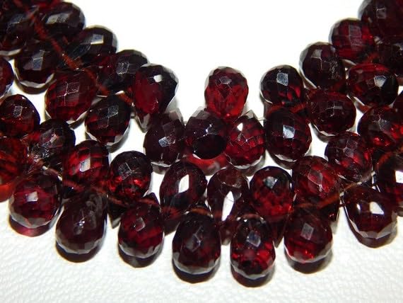 Grenat perles facettées en goutte LKBEADS pour fabriquer un cadeau anniversaire unique