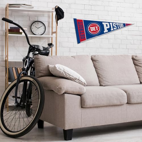 Image of Rico Industries NCAA Exclusive 12 inch x 30 inch Felt Wall Decor Pennant - Great for Home /Bed Room /Man Cave Decor