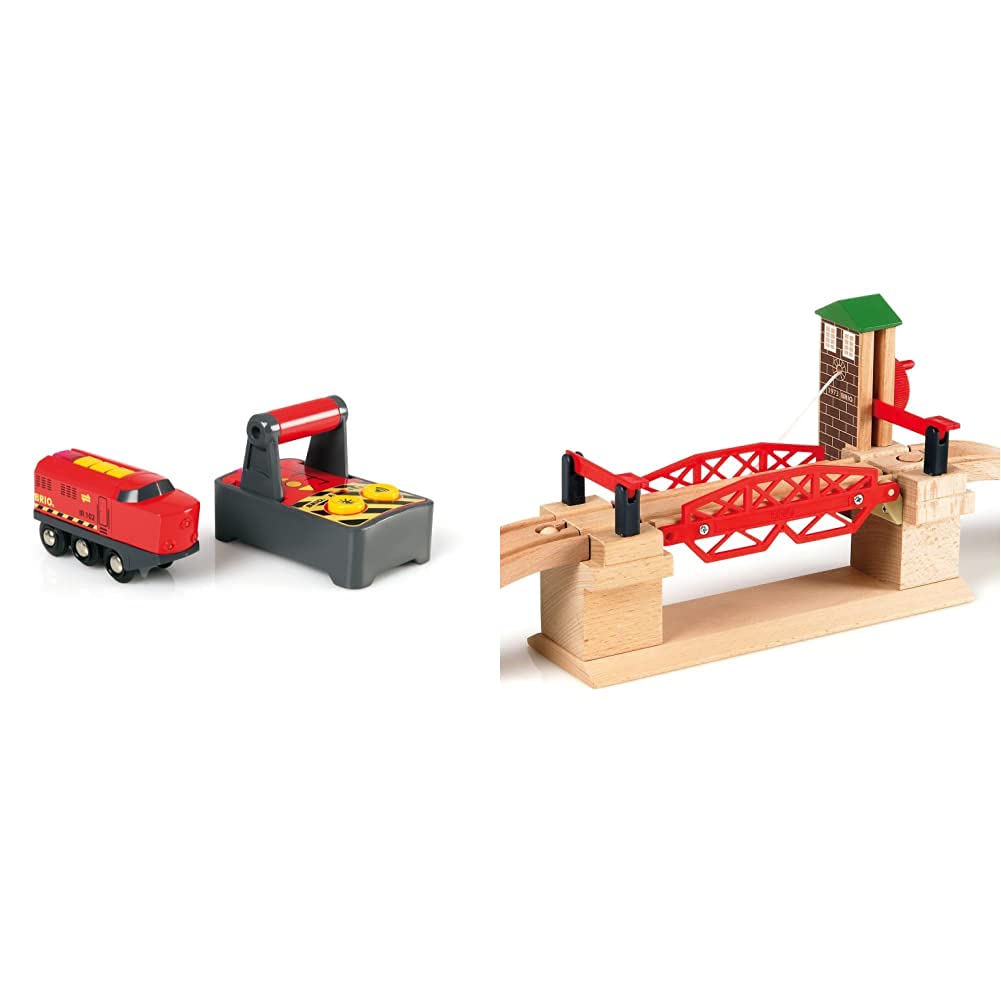 BRIO World 33213 IR-Frachtlok – Elektrische Lokomotive mit Fernsteuerung – Zubehör für die BRIO World & World 33757 Hebebrücke – Eisenbahnzubehör für die BRIO Holzeisenbahn