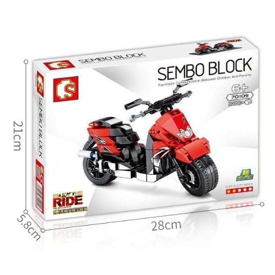 Primer pla view of the assembled Sembo Block DIY Motorcycle Model Kit 701109, showing the front wheel, handlebars, and engine details.