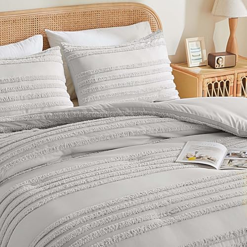 Image of BEDELITE Boho King Size Comforter Set - Light Grey Tufted Striped Bed Set 3 Pieces, Soft Vintage Farmhouse Comforter for All Seasons, Boho Home Decor,Fluffy Jacquard Bedding with Pillow Sham