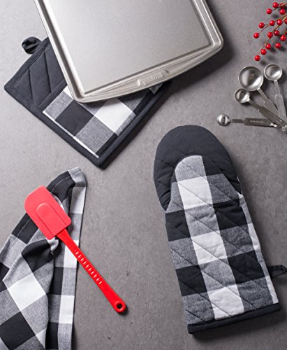 Dii Buffalo Check Kitchen Collection, Classic Farmhouse Kitchen Set, Potholder, Black & White, 2 Piece #TOP4