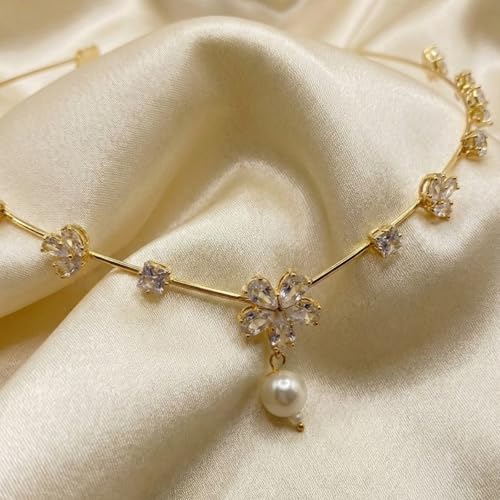 Image of Tiara for Women Stylish Rhinestone Crown Hair Accessory Bridal Princess Crystal Headpiece for Wedding Party Prom Birthday Bride Hair Jewelry Girls Fashion Crown