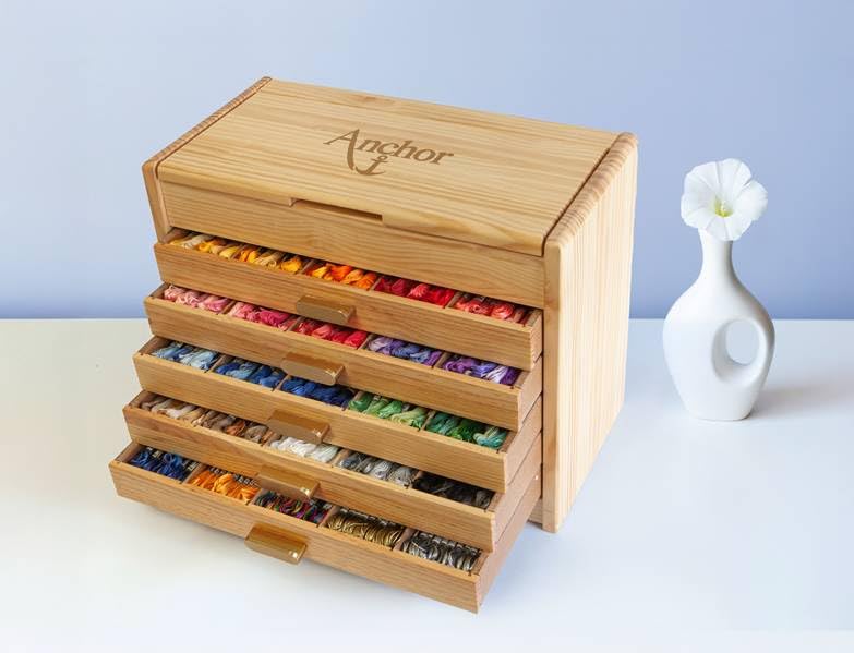 Anchor - Caja de madera con 489 madejas molidas