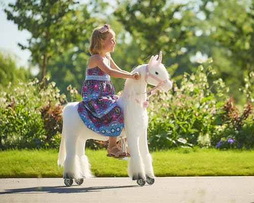 Ponnie Reitpferd mit Rollen Unicorn M (5-12 Jahre), Spielpferd zum Reiten mit Abnehmbarer Rosa Sattel und Halfter mit Zaumzeug, Kämmbare Mähne und Schwanz, Plüschpferd zum Reiten für Kinder