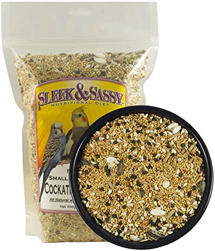 SLEEK & SASSY Fortified Small Hookbill Bird Food for Cockatiels, Lovebirds, Quaker Parrots & Small Conures (2 lbs.)