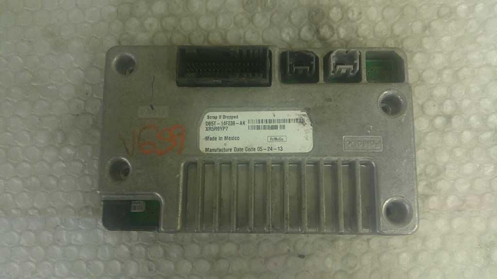 Info-GPS-TV Screen Front Display 11-13 Compatible with Ford Explorer DB5T-14F239-AK DB5T14F239AK