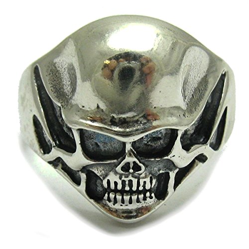 Bague crâne en argent massif pour affirmer votre style au quotidien et en soirée