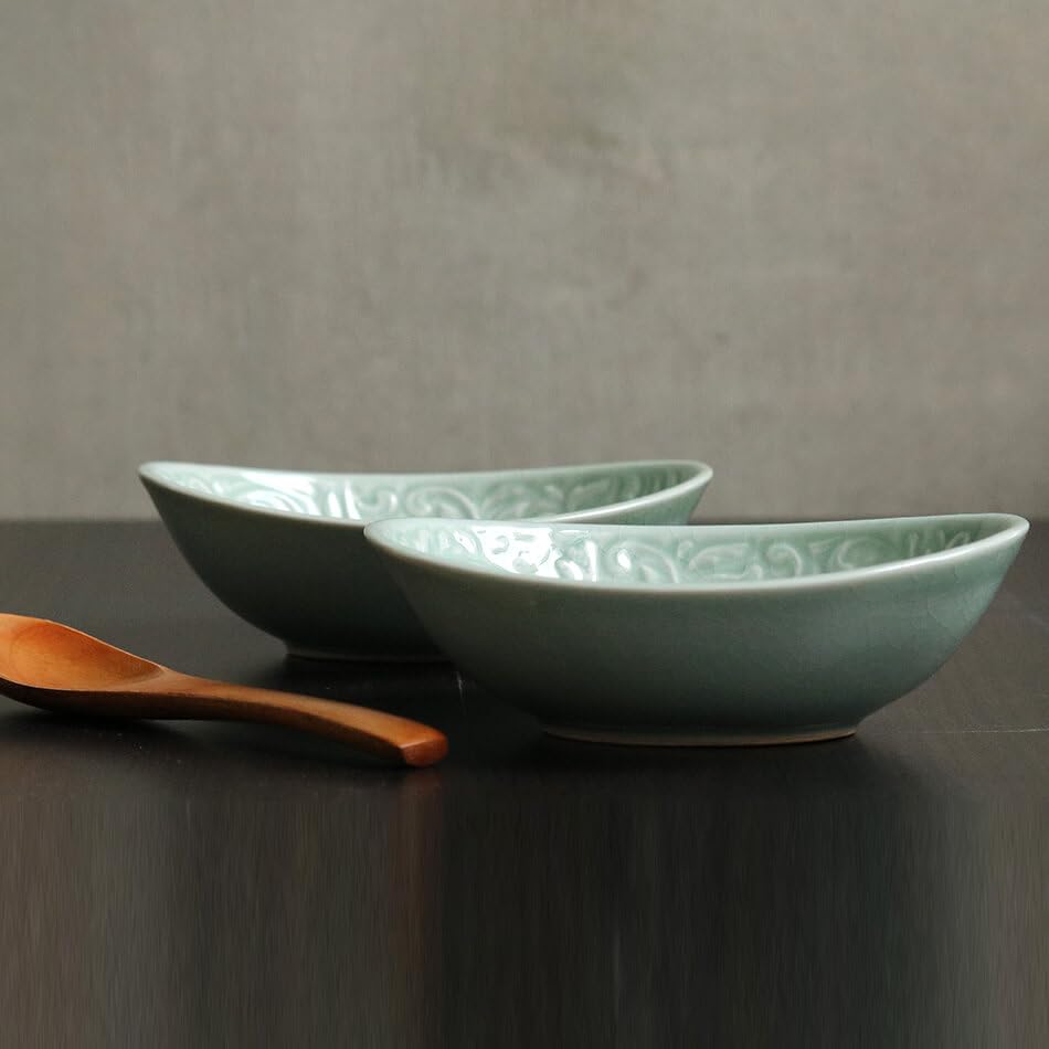 年内大幅値下げ19,000→10,000 中国食器セット 青緑色 花柄 3点 Amazon.co.jp: 楕円鉢 花柄のお皿 タイ セラドン焼 セラドン焼き タイ