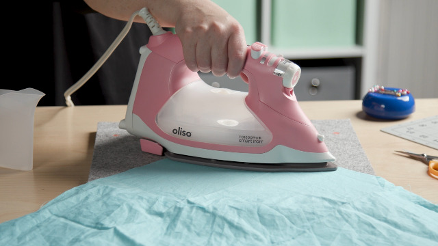 Watch Oliso TG1600 Pro Plus Smart Iron Auto Lift ﹙Pink﹚ on