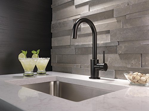 DELTA FAUCET 1959LF-BL Bar, 11.50 x 3.44 x 5.94 inches, Matte Black