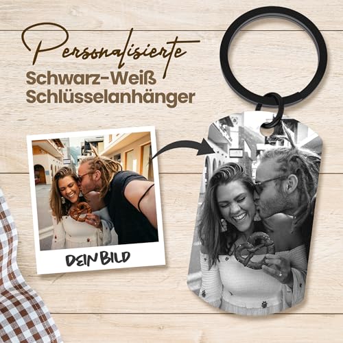 Meinearmbänder Schlüsselanhänger personalisiert aus Edelstahl mit Schwarz/Weiß Bild und Datum - Valentinstag-Geschenk für ihn & sie - Partner Geschenke - Personalisierte Geschenke