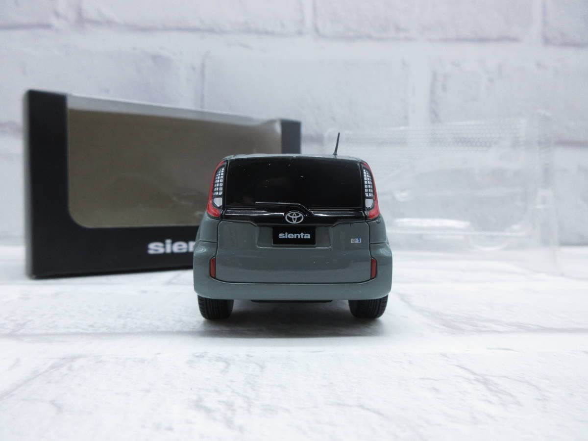 1/30 トヨタ シエンタ sienta カラーサンプル アーバンカーキ Amazon.co.jp: カラーサンプル 1 30 トヨタ シエンタ アーバンカーキ