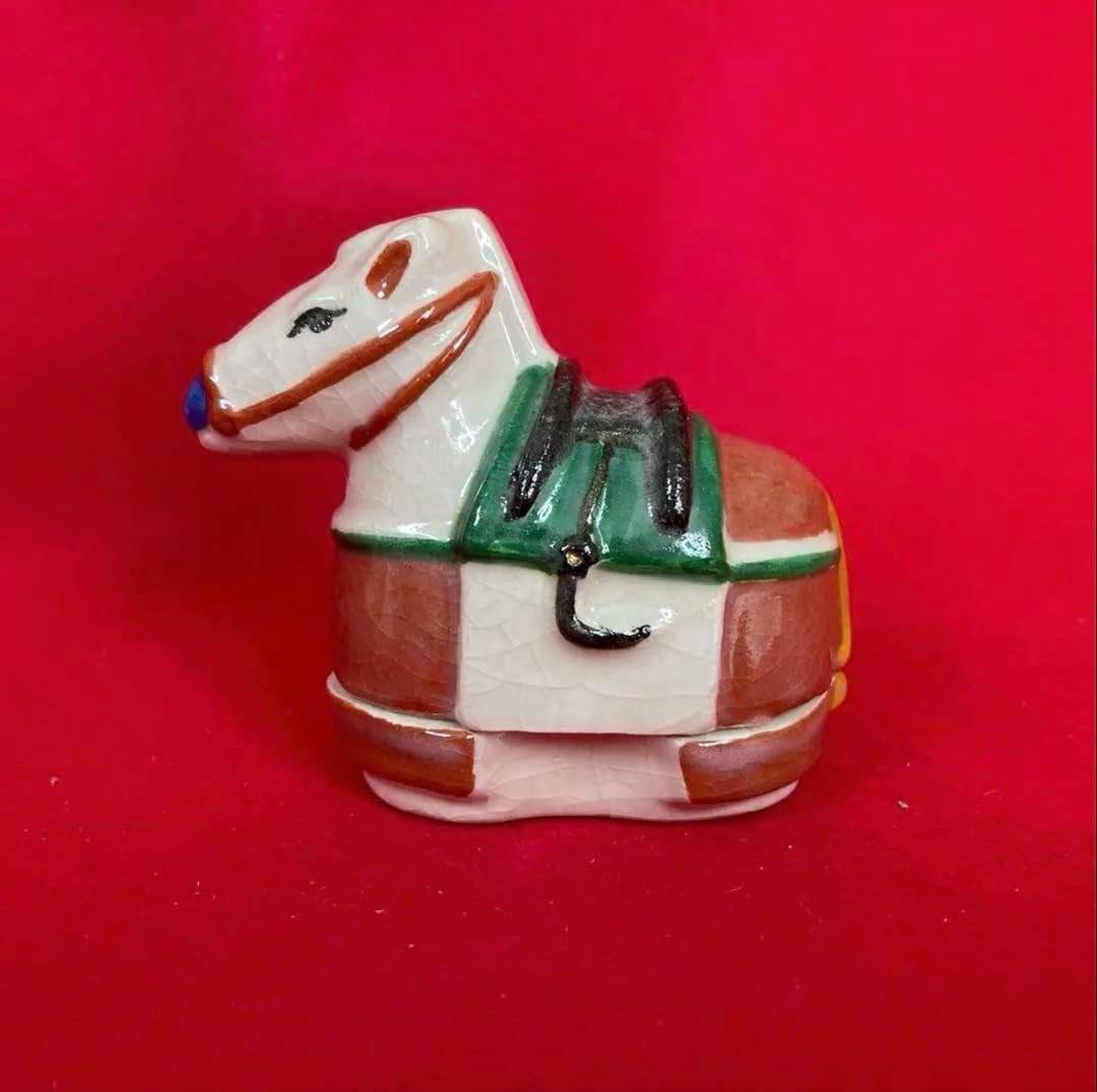 干支 亥 香合 利昇作 茶道具 香合 干支 牛 赤地 絵馬 加藤利昇窯 :