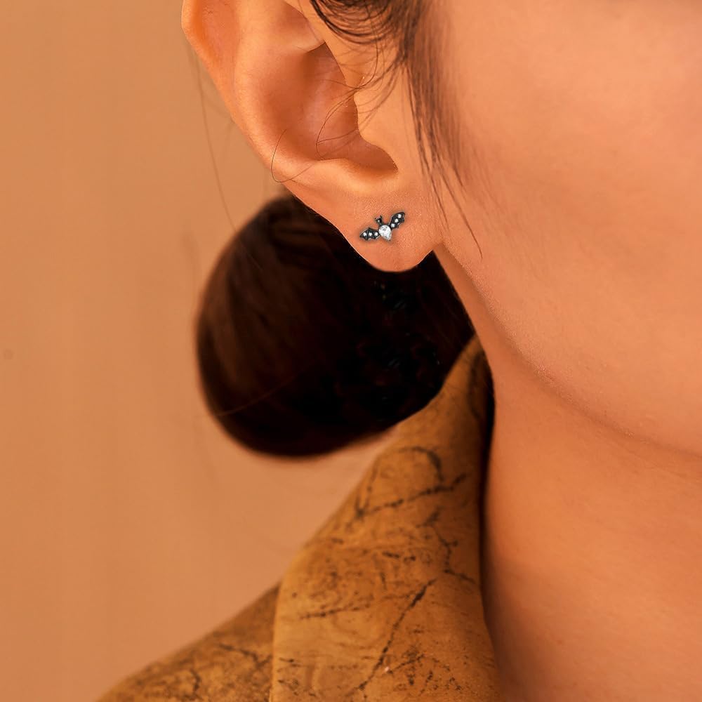 Crystal Bat Lip Ring Stainless Steel Cubic Zirconia Bat Cartilage Studs Earrings Labret Monroe Lip Rings Piercing for Women Men Halloween Ear Jewelry - Image 4