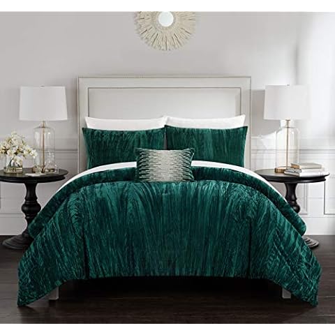 Chic Home Westmont 4 Piece Comforter Set Crinkle Crushed Velvet Bedding-Decorative Pillow Shams Included, King, Green Cover