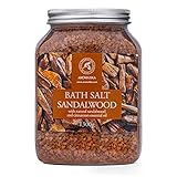 Mímese con una experiencia de baño de aromaterapia. Su rutina de bienestar está incompleta sin las sales marinas de baño limpiadoras y exfoliantes.