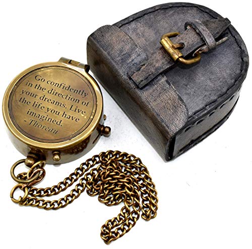 Boussole cadeau gravée Thoreau avec étui en cuir pour célébrer les moments forts