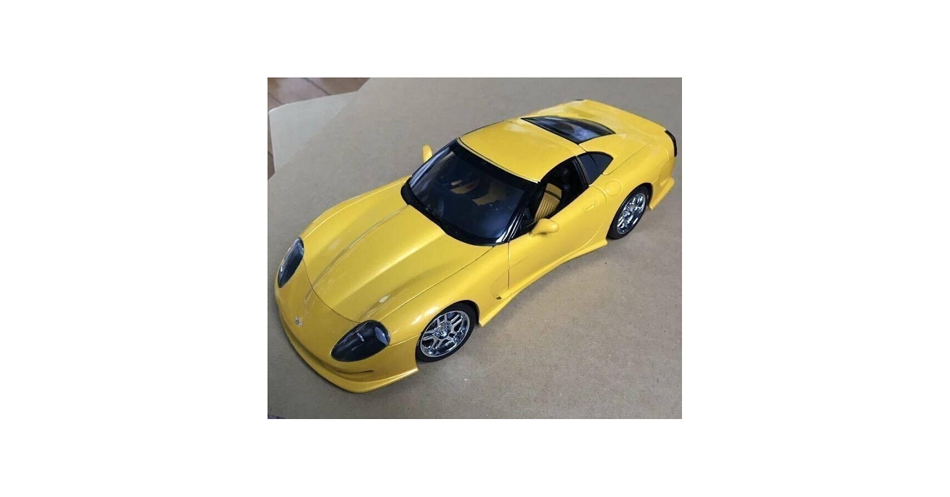 Amazon.co.jp: Autoart 1/18 キャラウェイ C12 イエロー : おもちゃ