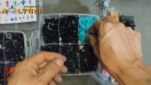 RIVET AUTOCLIPS OBTURATEUR Pare-Chocs Hélice Pour Garde-Boue Pratique