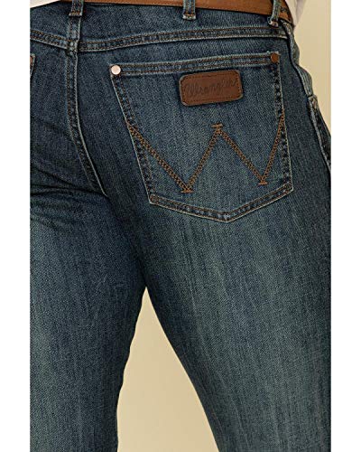 Image of Wrangler Men's Retro Slim Fit Straight Leg Jean
