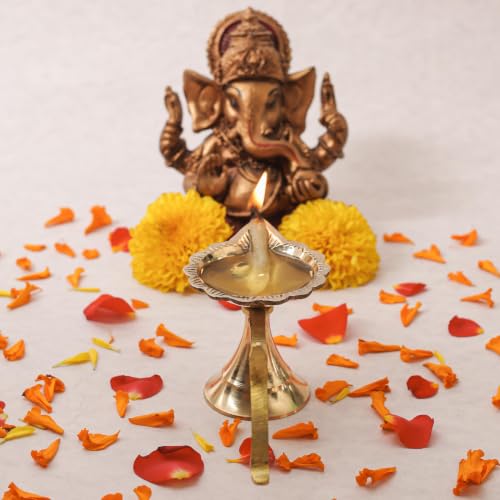 Image of Klassic Pure Brass 4.9 Inch Medium Arti Diya for Puja | Traditional Deepak for Home Temple Mandir & Daily Pooja | Decorative Brass Oil Lamp for Diwali Gifting & Festive Decor | Pack of 1