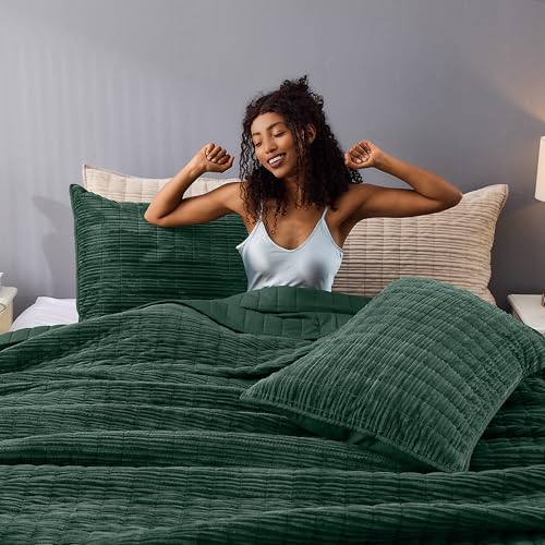 Image of Wonderful Corduroy Texture Hunter Green Quilt Set Queen - Hypoallergenic Skin-Friendly Soft Plush Velvety Touch Bedspread, Classic Vertical Striped Lightweight Coverlet for All Season, 106 inchx94 inch
