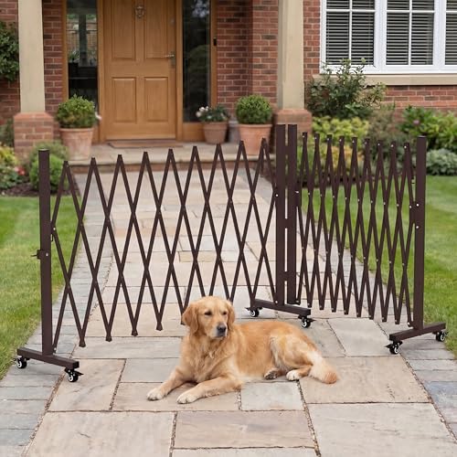 TSAYAWA Puerta retráctil para perros al aire libre, asegura a tus mascotas con valla portátil para entrada, patio, terraza, aluminio expandible, fácil de instalar, protector adicional para jardín,