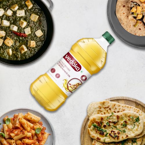Image of Amazon Brand - Vedaka Cold Pressed Groundnut (Peanut) Oil | 2 L | Cooking Oil | Pure & Unrefined | Contains MUFA & Omega -6 | Contains Antioxidants | Rich Aroma & Flavour Of Groundnuts