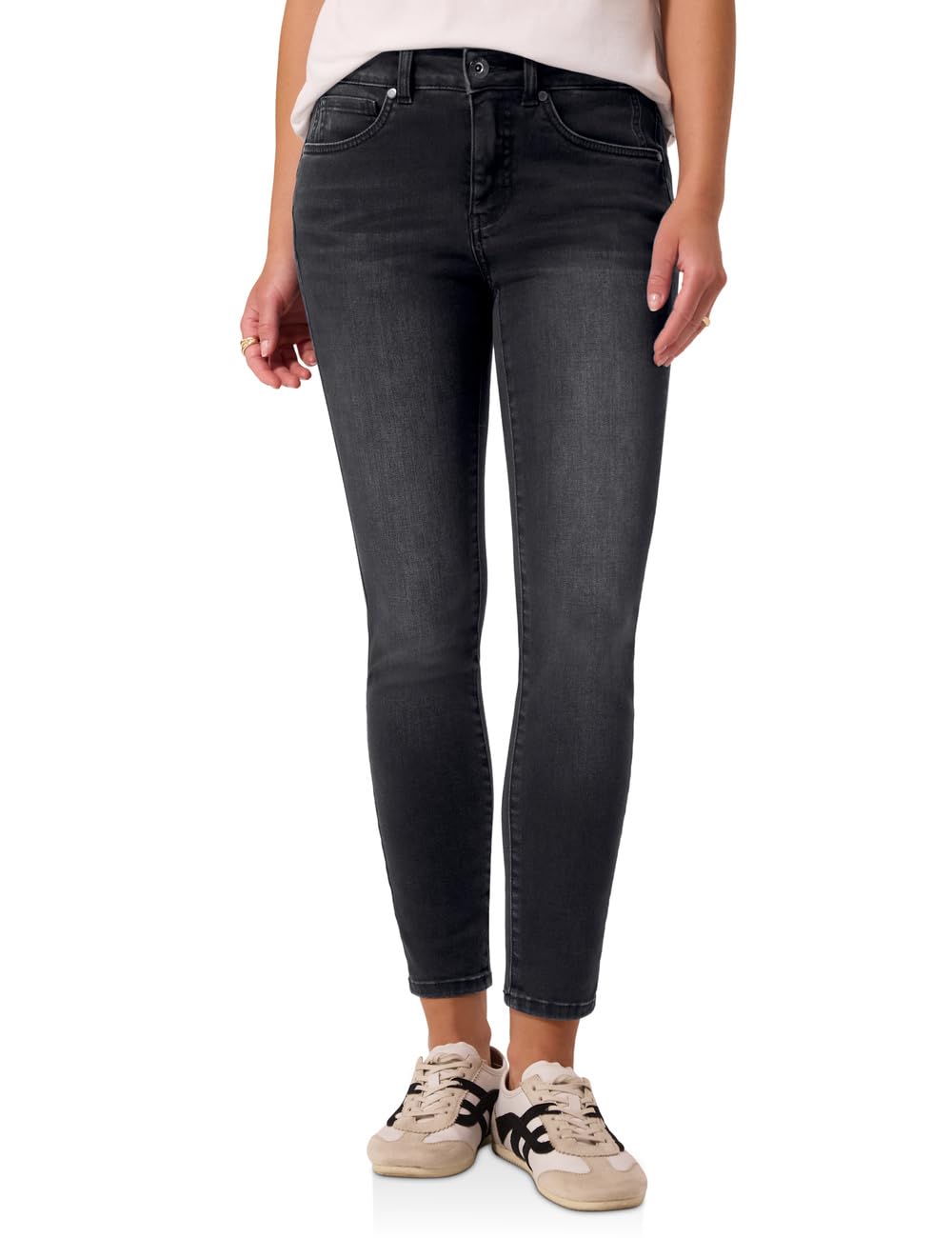 Street One Studio Mid Waist Skinny Leg Jeans in Skinny Fit Black Washed 34