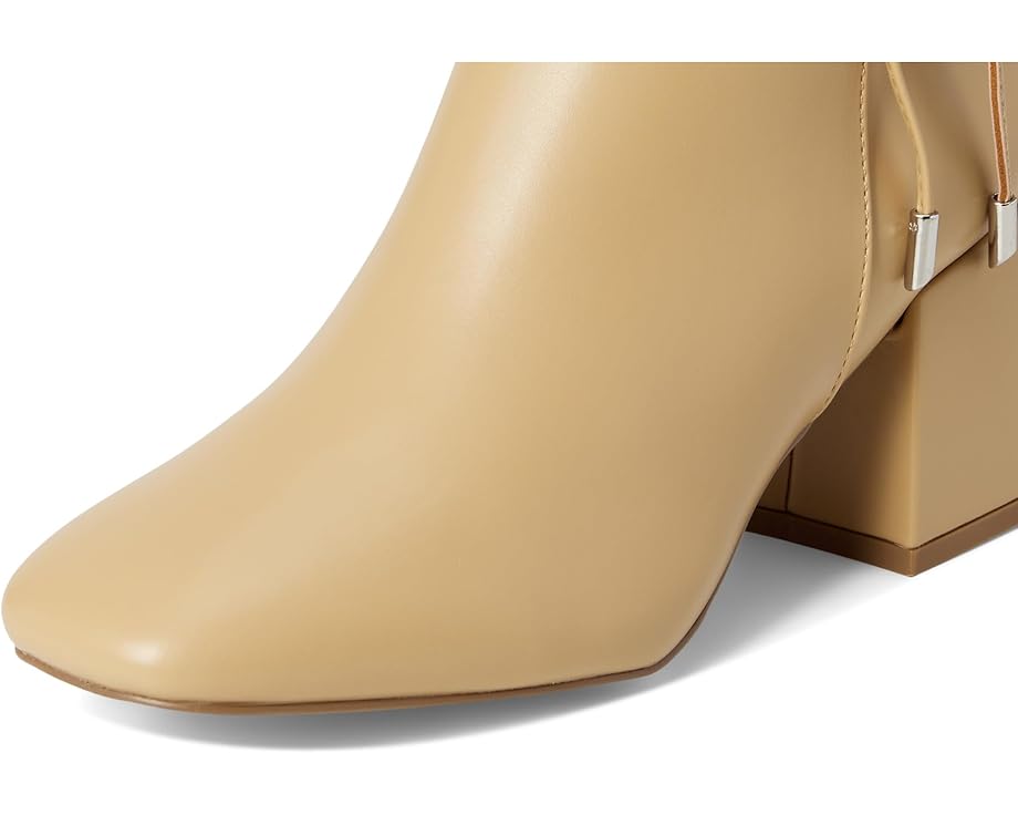 Journee Collection Beverley - Right View