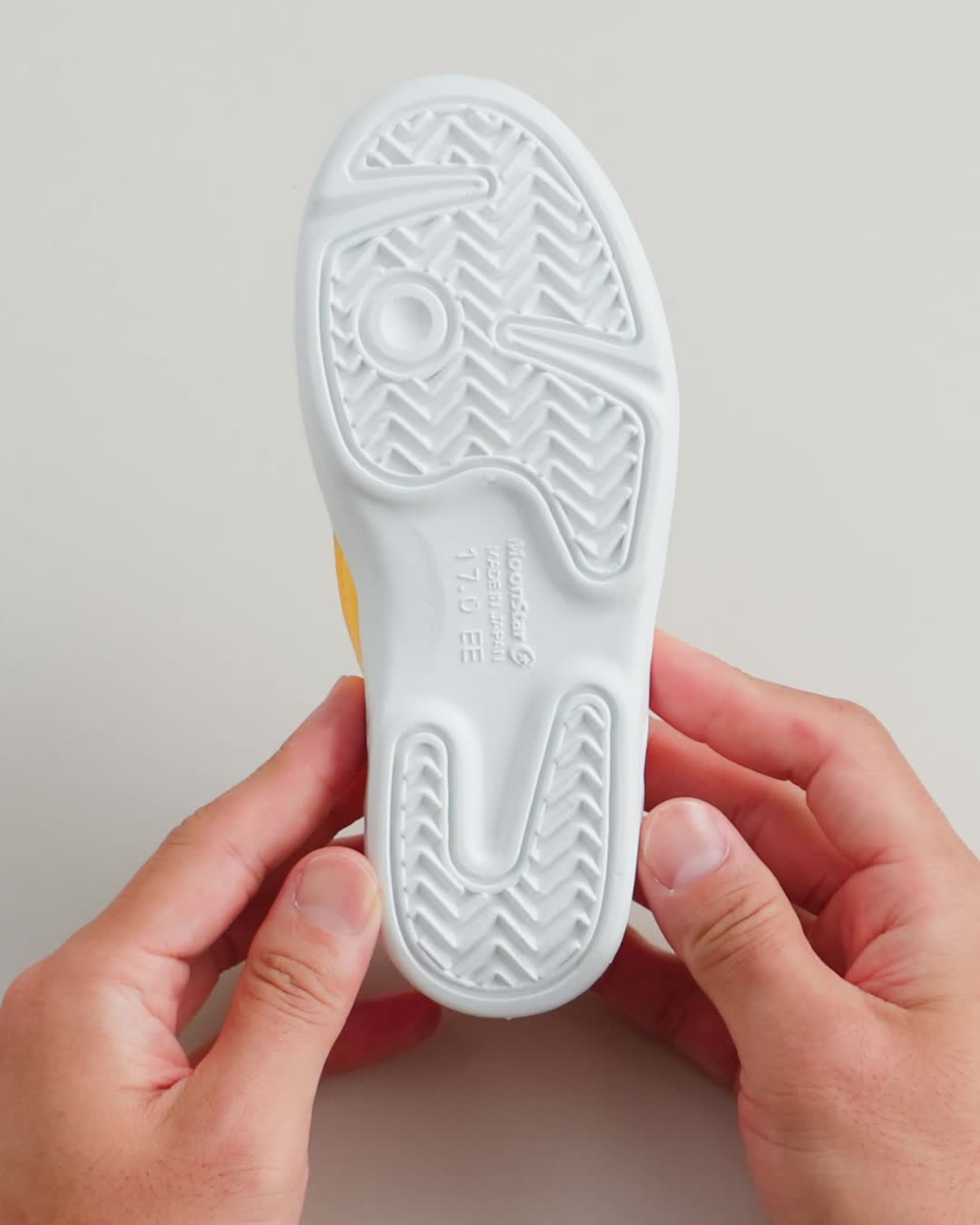 Amazon.co.jp: [ムーンスター] 上履き 撥水 バイオTEF01 キッズ