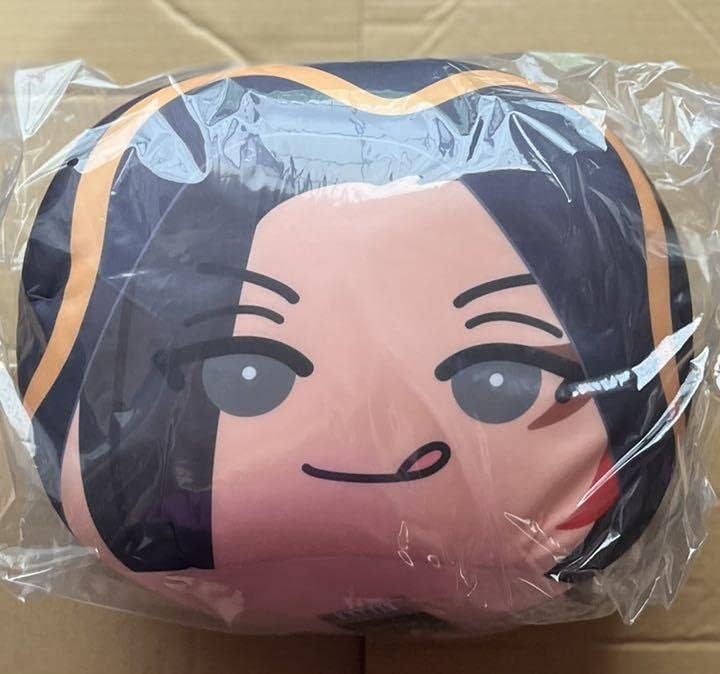 ツイステッドワンダーランドビッグおまんじゅうクッション ジャミルバイパー 人気大割引