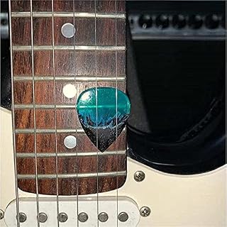 Médiator de guitare aurore boréale en résine époxy – Cadeau idéal pour les musiciens - Les Beatles, Paul McCartney, John Lennon, RIngo Starr, George Harrison Médiator de guitare aurore boréale en résine époxy - Cadeau idéal pour les musiciens – Image 3