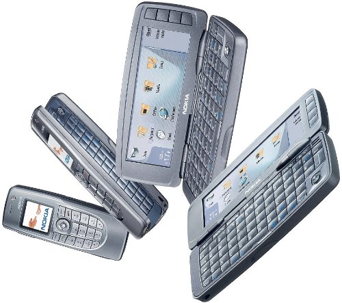 NOKIA 9300i Communicator (VODAFONE Unlocked TRIBAND) Full QWERTY Keyboard Dual Screen GSM Cellphone