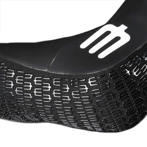 Omer 140 Degree Comfort 3MM Socks - Small3