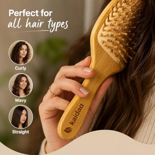 Image of KAIDAA Neem Bamboo Wooden Hair Brush Soaked in Amla & Bhringraj oil | Anti-Static Detangling Brush