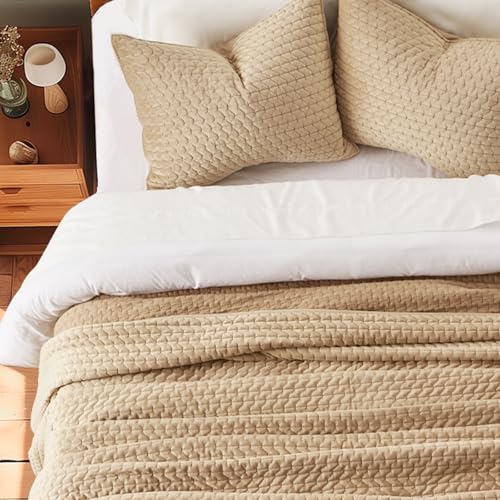 Evergrace Luxury Velvet Quilt Set King Size 3 Piece, Soft Oversized Cross-Stitch Velvet Comforter Set With Pillow Shams, Lightweight Velvet Coverlet Bedspread Bedding Set For All Seasons, Camel thumb #1