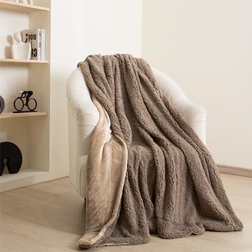 Paco Home Kuscheldecke Flauschig Decke Sofa Sherpa Sofaüberwurf Couchdecke Wohndecke Wohnzimmerdecke Wendbar Skandi, Farbe:Braun 1, Größe:200x240cm