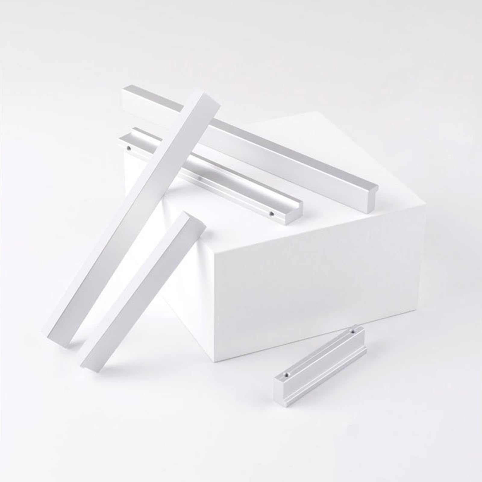 Maniglie per Mobili Bagno Color Alluminio, 2pz Maniglie per Cassettiere Moderno Alluminio Solida | Finitura Anodizzato Maniglia ad F Lunghezza:80-1200 mm Maniglia per Porta 512mm/20.2in