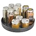 Produktbild mDesign Lazy Susan mit 22,9 cm Durchmesser für das Küchenregal  praktisches Gewürzregal für Küchenschrank  drehbarer Gewürzhalter aus Kunststoff  anthrazitgrau