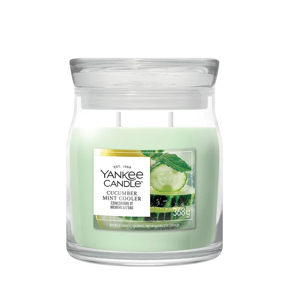 Yankee Candle - Medium Jar Signature Cucumber and Mint in Water