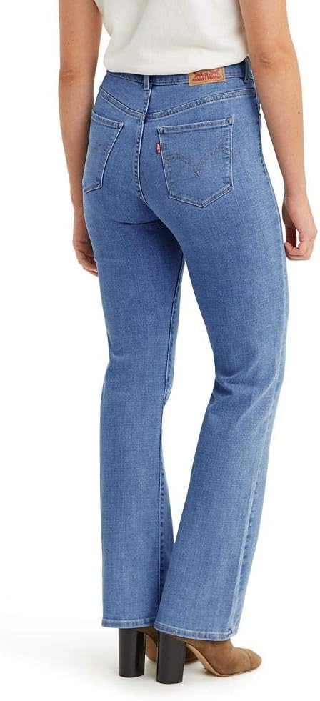 Levi's Women's Classic Bootcut Jeans (Also Available in Plus) 26 Regular Lapis Sights - Light Indigo
