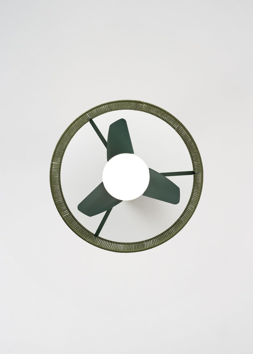 CREATE / WIND LAMP WOVEN/Ventilatore da soffitto luce e telecomando verde salvia / 25W, timer, Ø56,5 cm, funzione estate-inverno, LED 3 temperature, corpo in corda, flusso d'aria concentrato