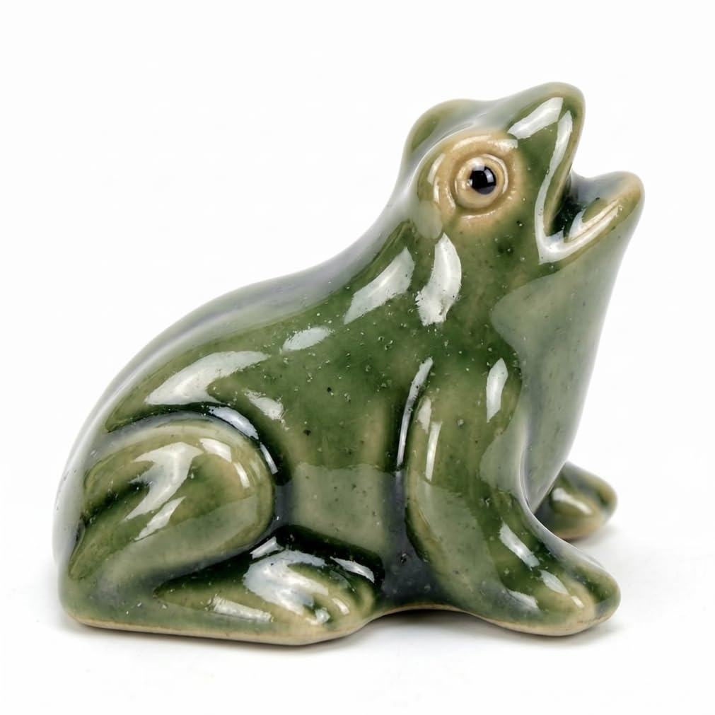 Ngbbby Pond Spitter Frog, Lifelike Frog Water Fountain Small Ceramic Fountain Spitter with Continuous Water Green 1.77x1.57x1.38 Inch