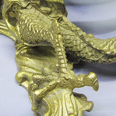 Amazon.co.jp: 銅製 龍 置物 左向き、右向き,単品販売 (left) : ホーム