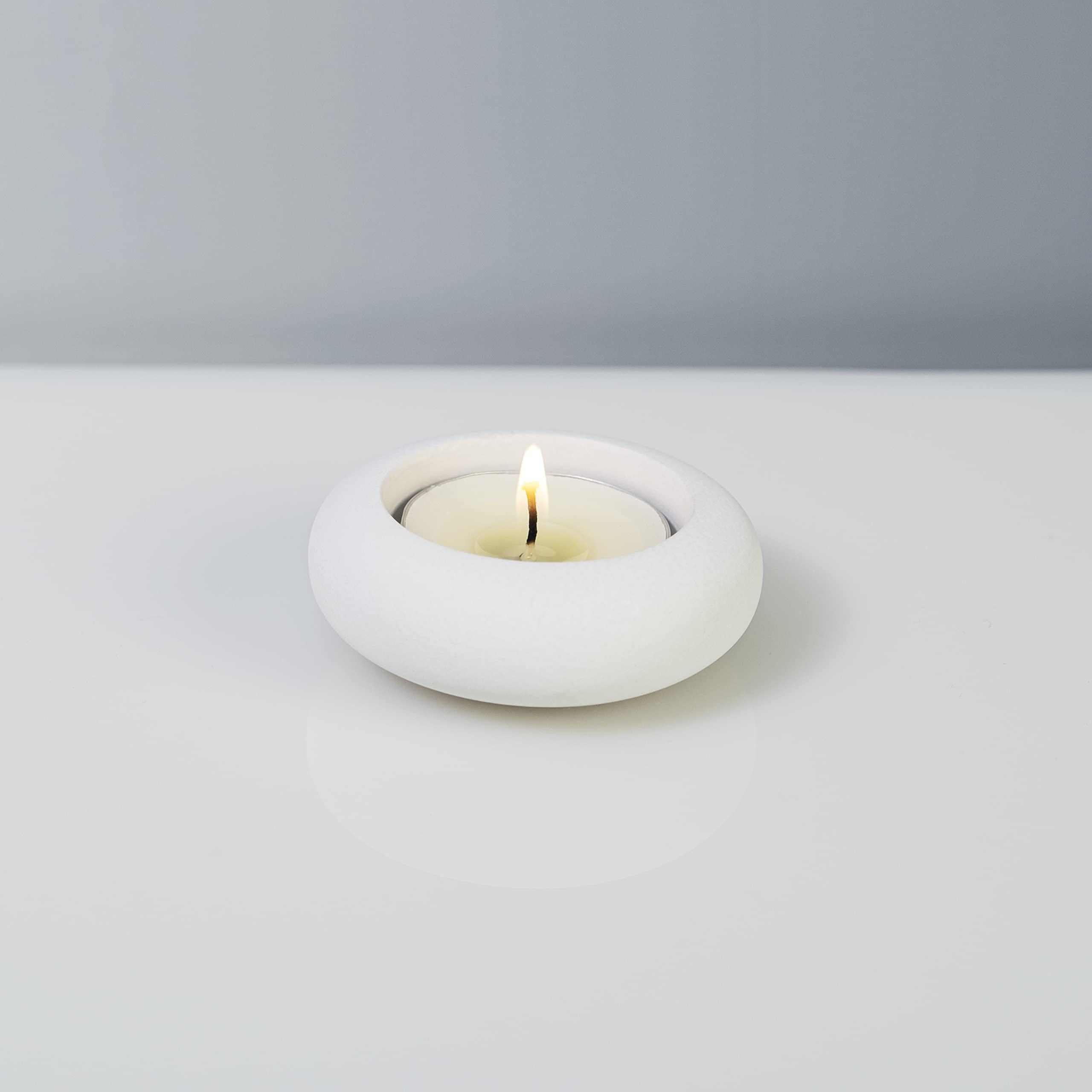 ICNBUYS Handmade Decorative Pebble Tealight Candle Holder - Handcrafted Home Decor Accent for Calming Earthy Aesthetic White Cement